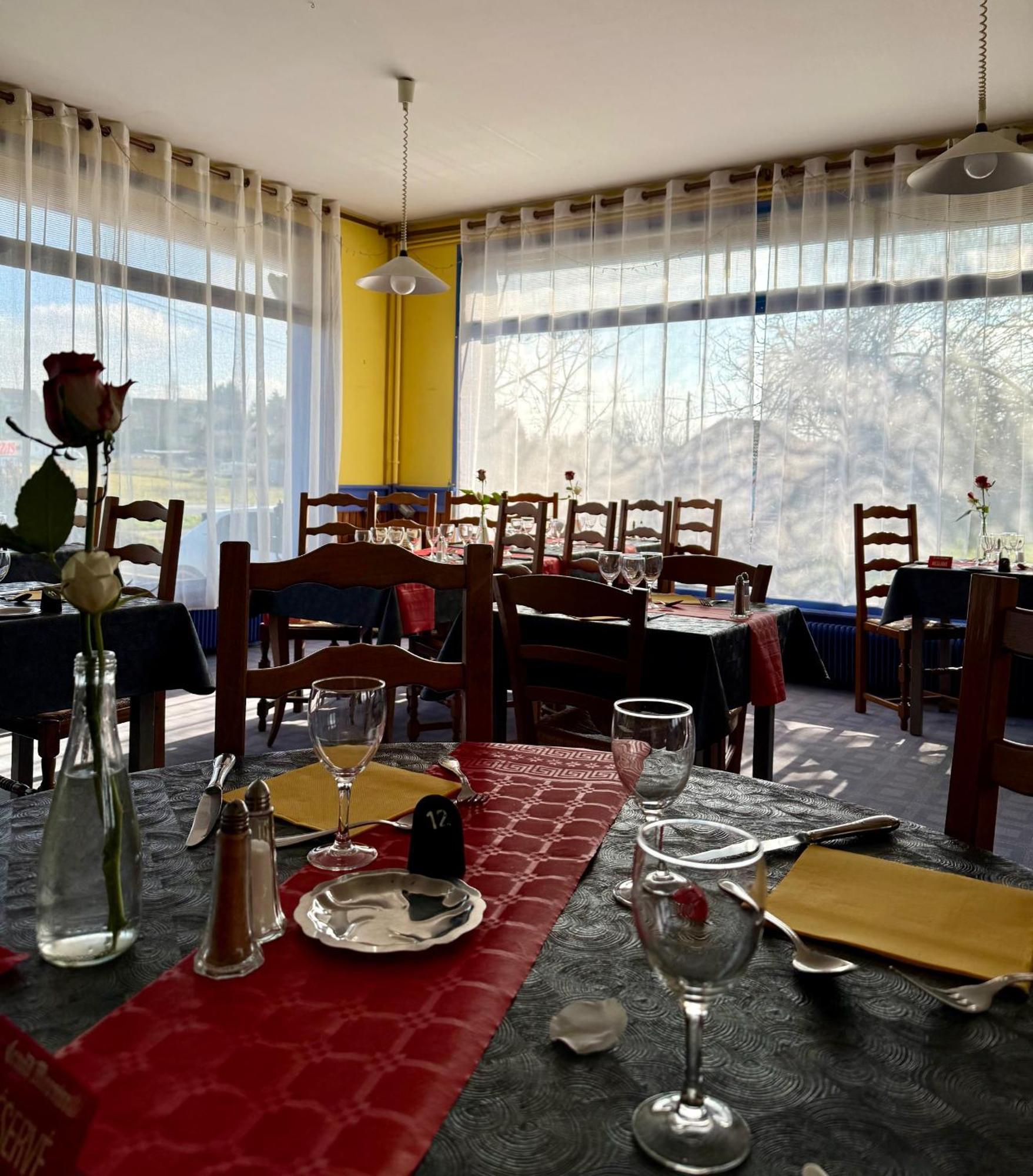 فندق Le Relais De La Route Bleue Saint-Loup  المظهر الخارجي الصورة